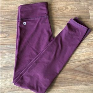 Fabletics salar wine mid rise legging XXS reg
